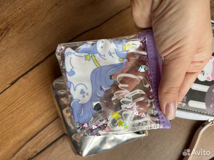 Кошелек, обложка на паспорт, селфи лампа бесплатно