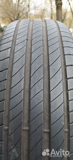 Michelin Primacy 4 215/65 R17 99V