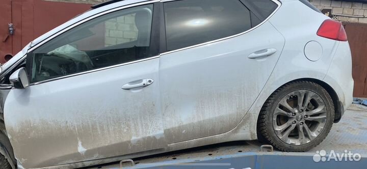 Двери KIA Ceed JD