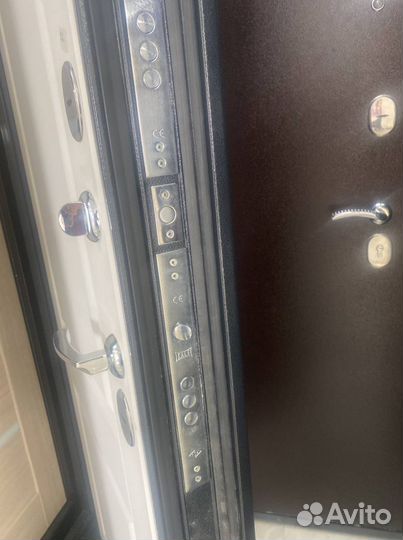 Дверь входная