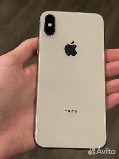 iPhone X, 64 ГБ