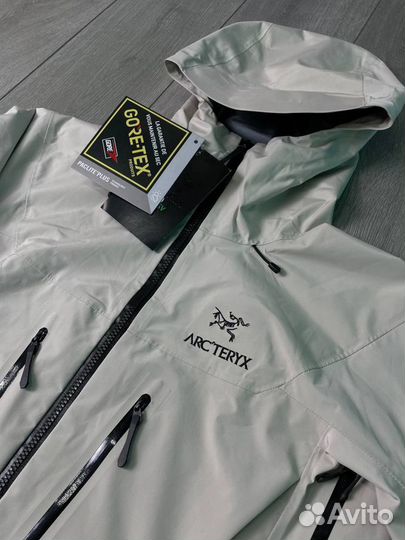 Ветровка arcteryx alpha sv