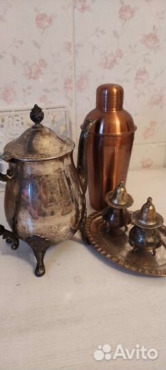 Старинный чайник, солонки.серебрение.шейкер
