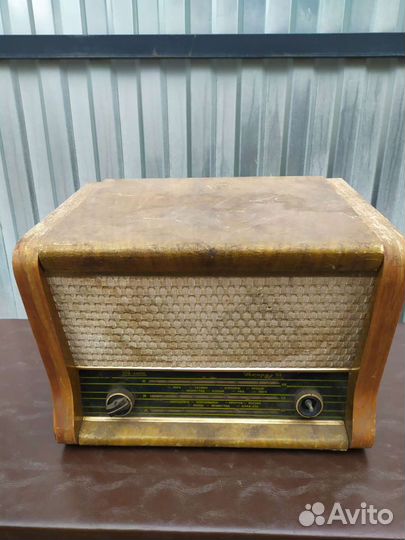 Ламповая радиола Рекорд 61
