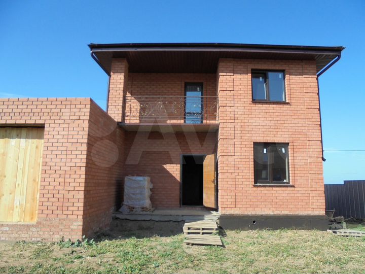 Коттедж 189 м² на участке 12,5 сот.