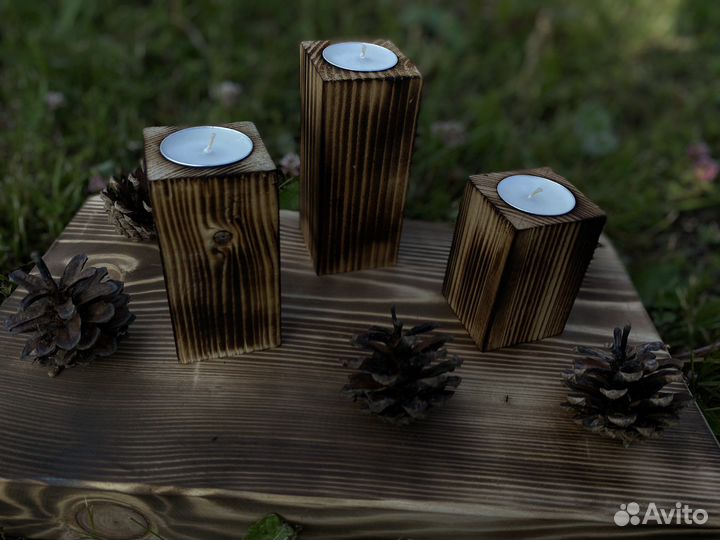 Подсвечники из обоженного дерева