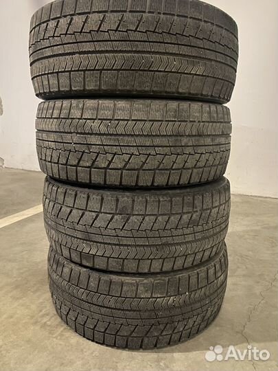 Bridgestone Blizzak VRX 235/40 R18 91S