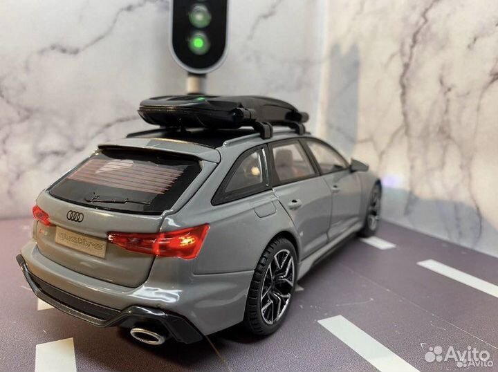 Металлическая машинка Audi Rs 6 Avant / Игрушка
