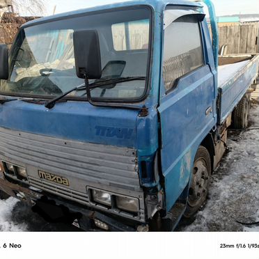 Бортовой грузовик Mazda Titan, 1990