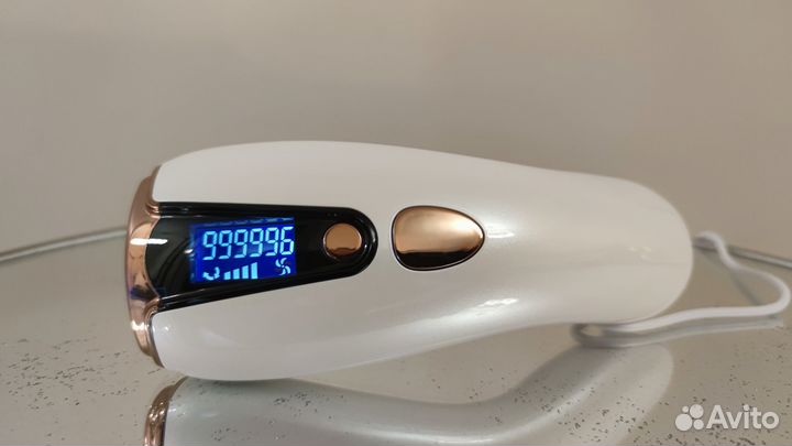 Лазерный фотоэпилятор для удаления волос на теле