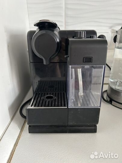 Кофемашина delonghi nespresso