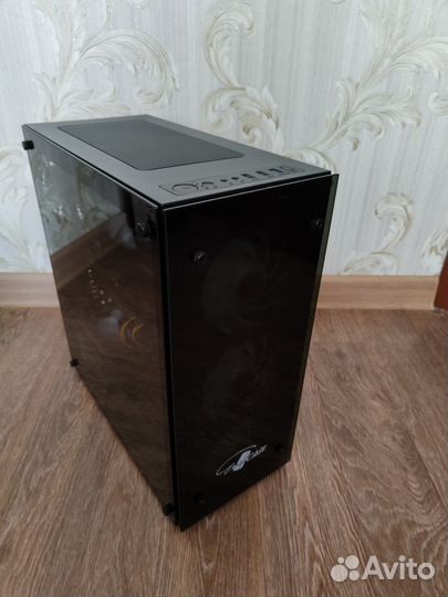 Игровой пк Ryzen 5600\32gb\5700XT\SSD 500g\HDD 1tb