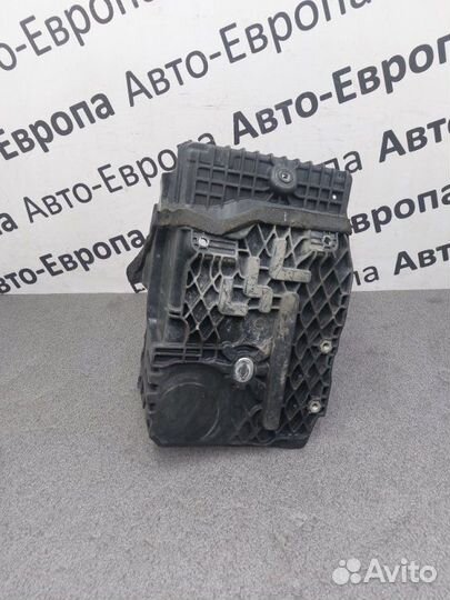 Площадка аккумулятора Land Rover Range Rover