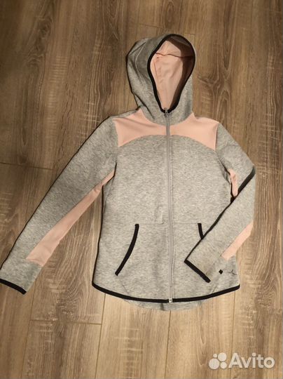 Спортивный костюм для девочки