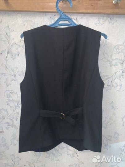 Костюм тройка на мальчика 128