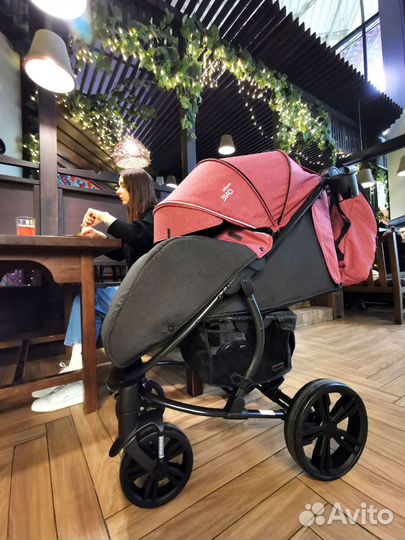 Коляска прогулочная