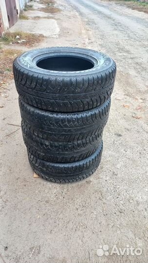 Bridgestone Ice Cruiser 7000 265/65 R17 116