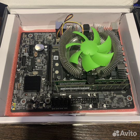 Материнская плата с процессором LGA 1356