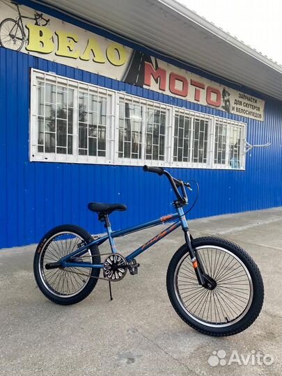 Трюковой велосипед BMX