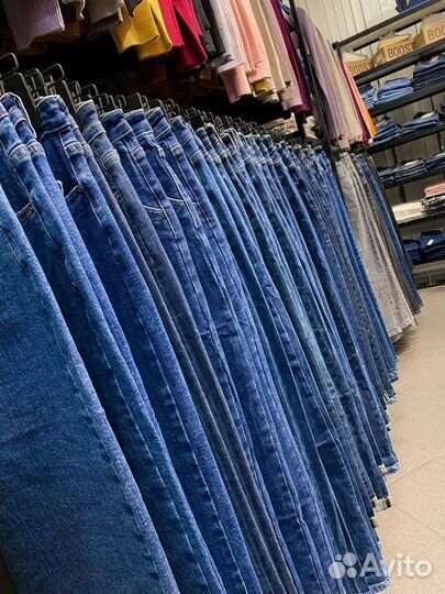 Бизнес под ключ магазин одежды в ТЦ на 1ом этаже