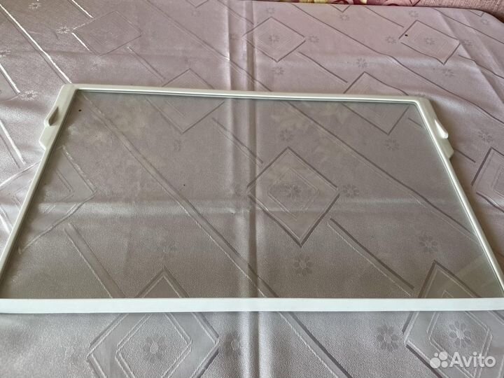 Полка стеклянная для холодильника Атлант