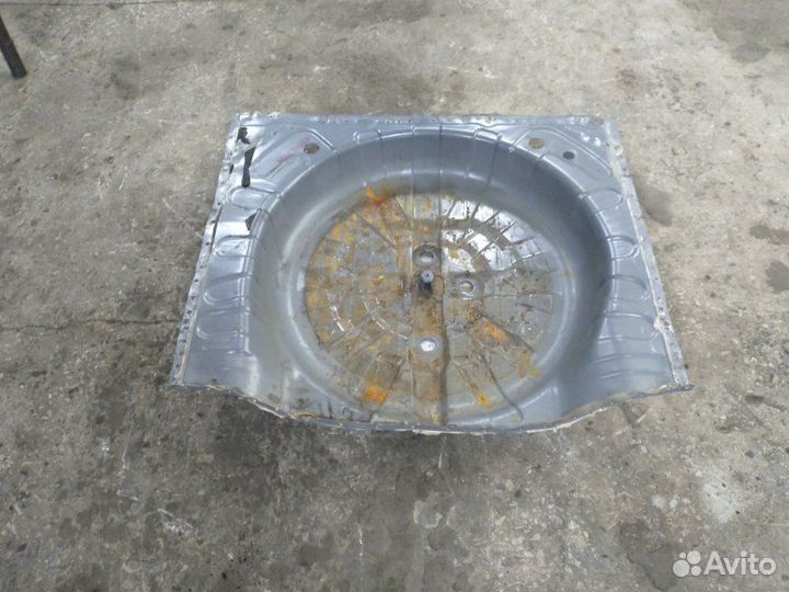 Ванна багажника Nissan X-Trail NT32 MR20DD 2015