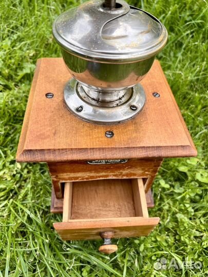 Кофемолка ручная винтажная, Германия