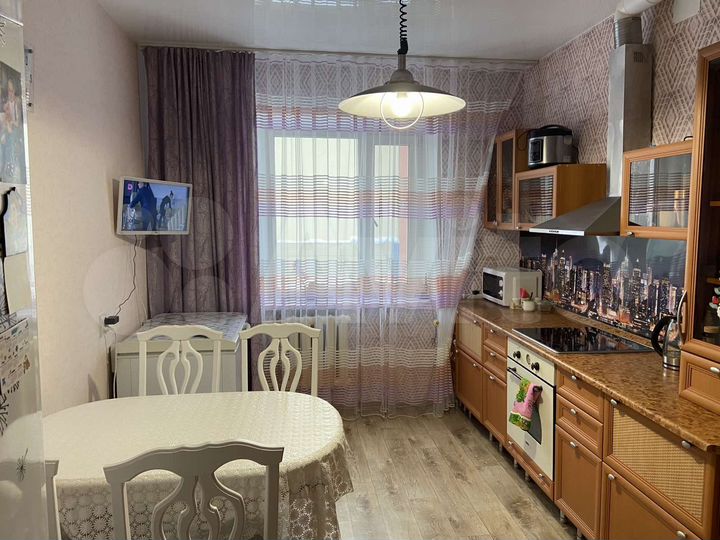 4-к. квартира, 85,2 м², 2/5 эт.