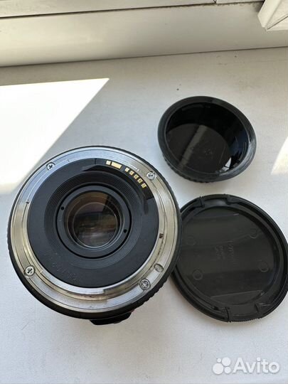 Объектив Canon EF 20mm f/2.8 USM