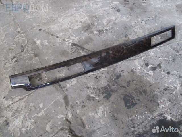 Декоративная накладка парприза правая BMW E60 s1050609