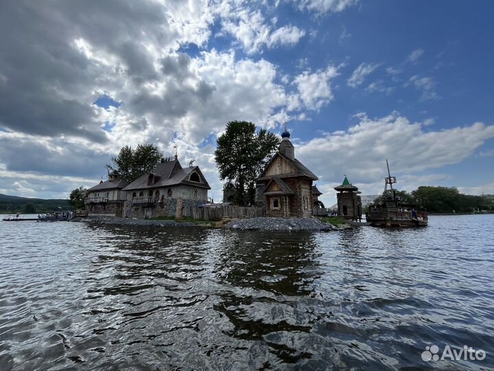 Тур в Сонькину лагуну с экскурсией по Сатке из Уфы