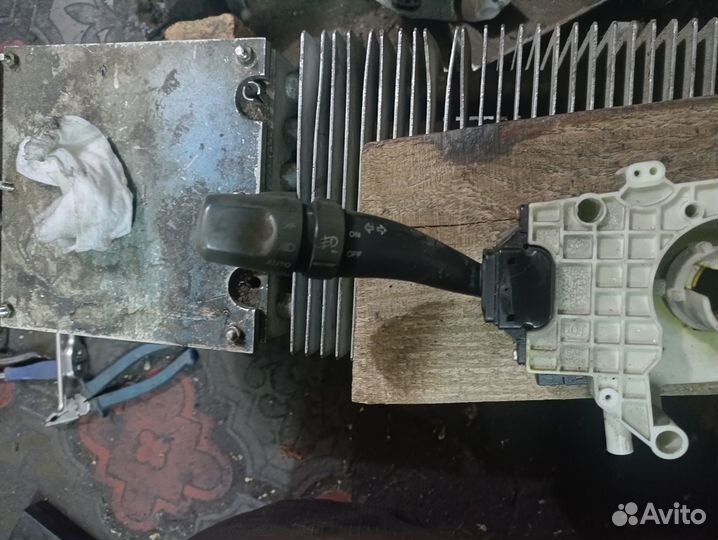 Подрулевой переключатель Kia Sorento 1