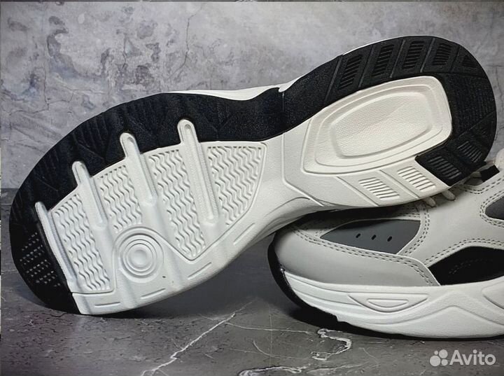 Кроссовки Nike Monarch 45 размер