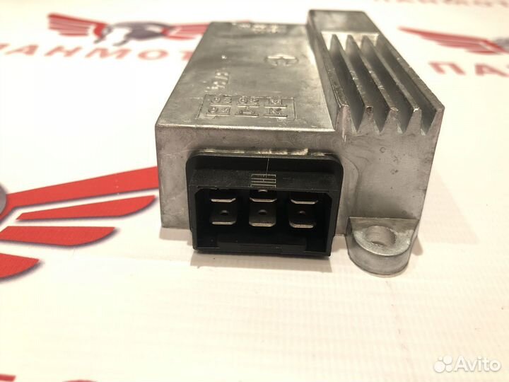 Коммутатор Минск Восход (12V, 60/90Вт) 211.3734