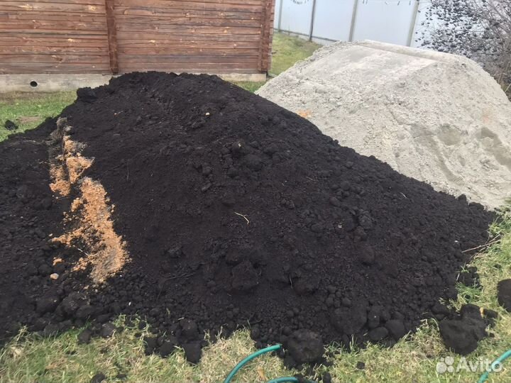 Плодородный грунт чернозем торф земля