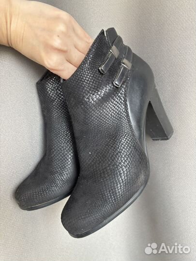 Ботинки женские на каблуке 37