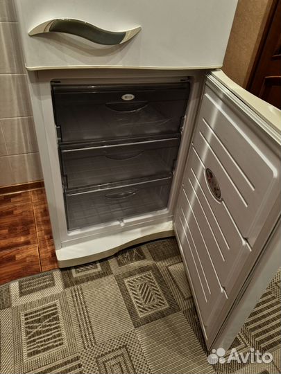 Холодильник