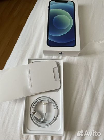 Коробка от iPhone 12