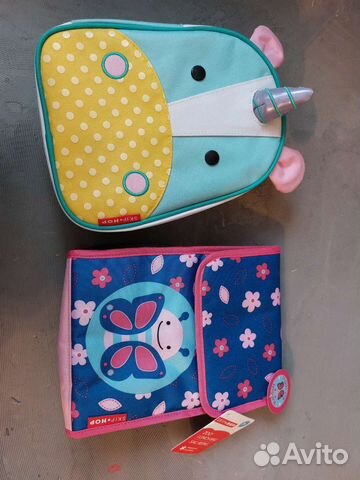 Моющийся слюнявчик и ланч-боксы Skip Hop