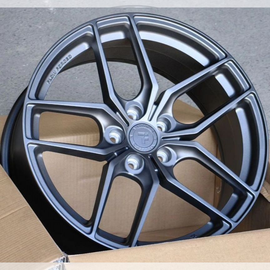 Литые диски Flow Form 8.5×R19 5×112
