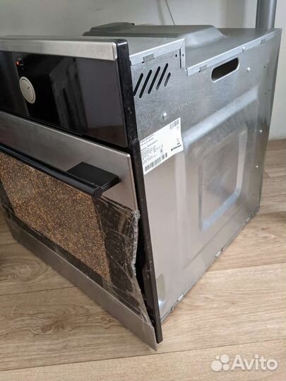 Духовой шкаф Hansa