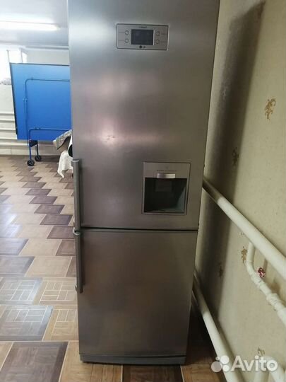 Холодильник LG