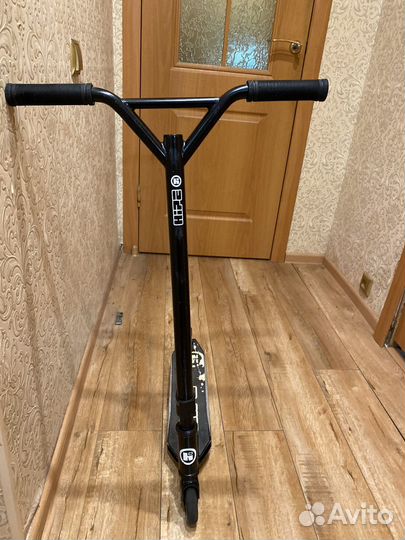 Трюковой самокат hipe
