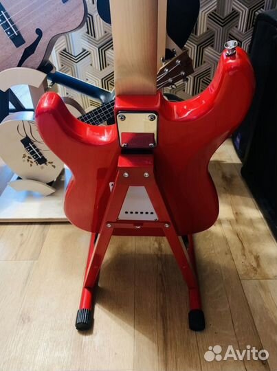 Стойка для Гитары (универсальная)