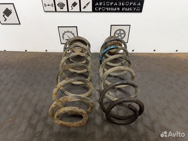 Пружина задняя для VW Golf 4 / Bora