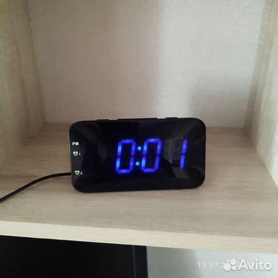 Часы цифровые со светодиодной подсветкой