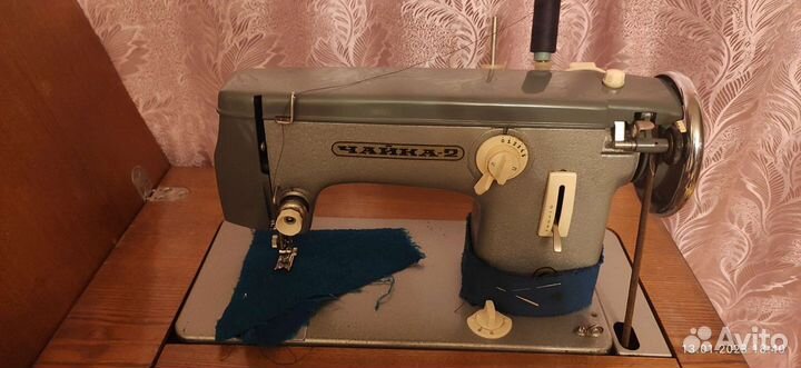 Швейная машина Чайка 2 кл 116-1 с тумбой