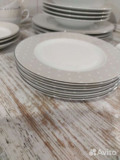 Auratik.Набор столовой посуды