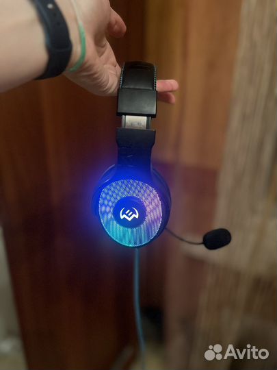 Игровые наушники с микрофоном для компьютера