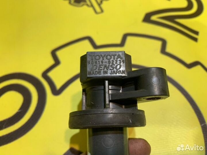 Катушка зажигания Toyota Vista ZZV50 1ZZ-FE